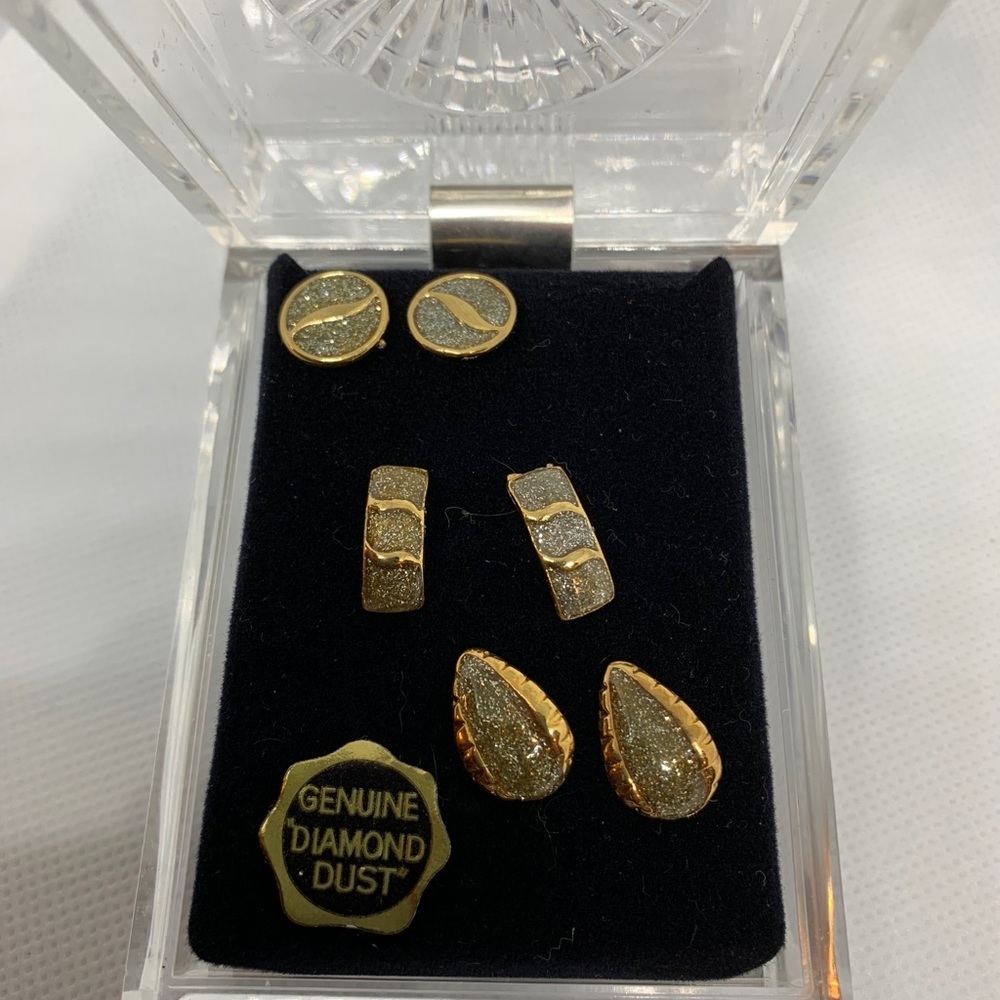 Set of Earning Genuine Diamond Dust